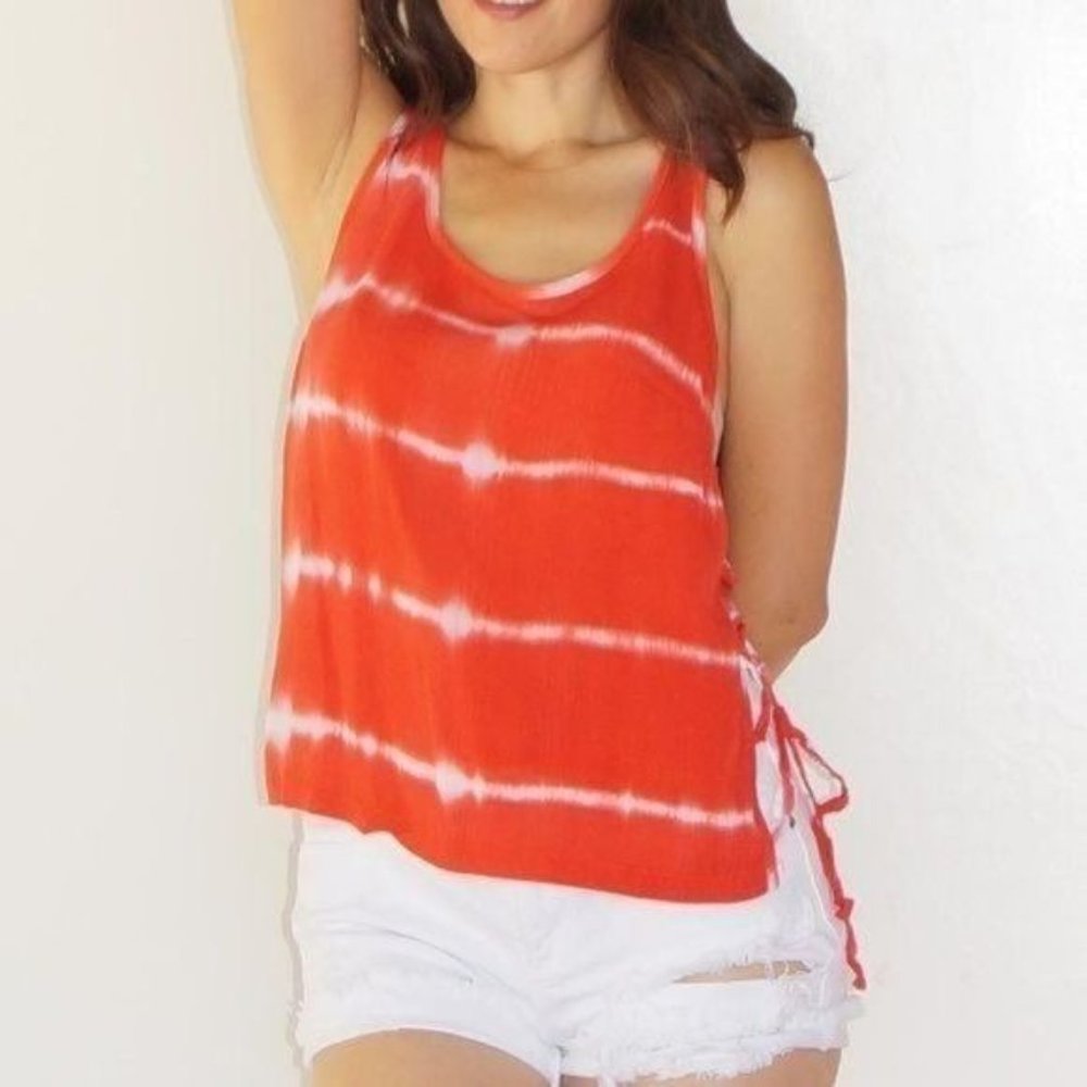 Tea & Cup Red & White Tie Die Caged Back Top